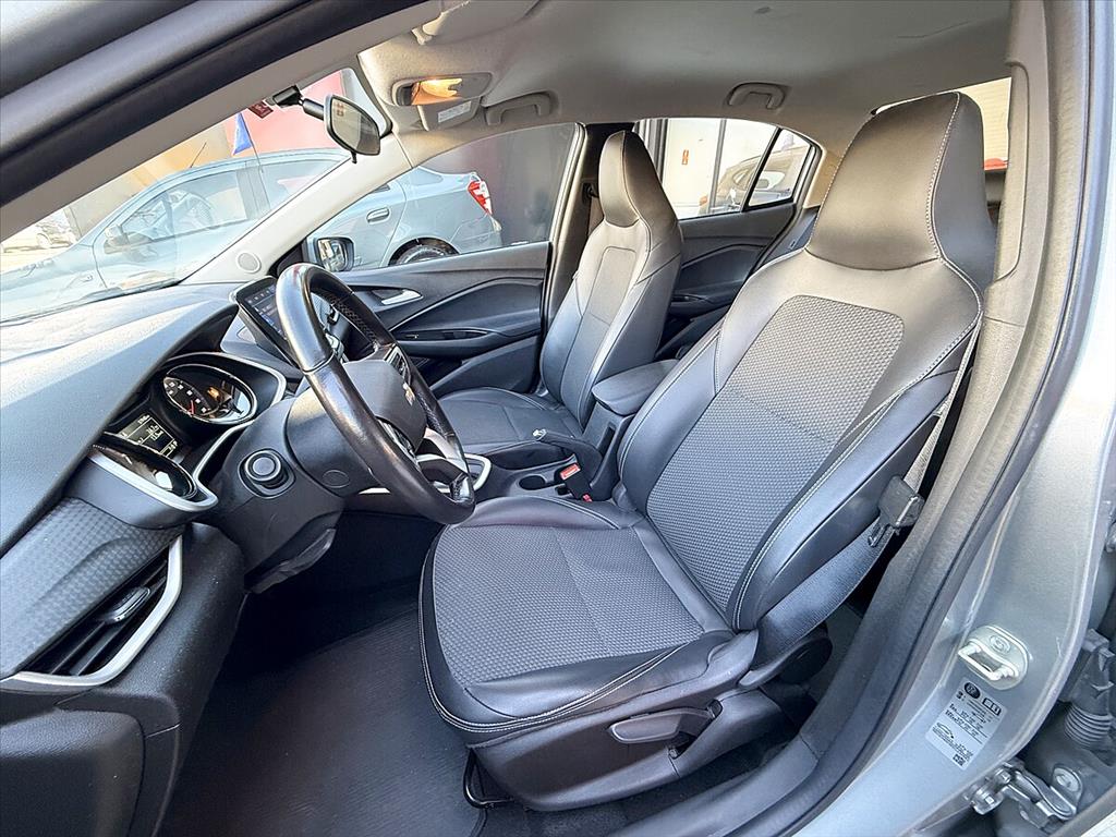 Chevrolet Onix Plus - 1.0 TURBO FLEX LTZ AUTOMÁTICO