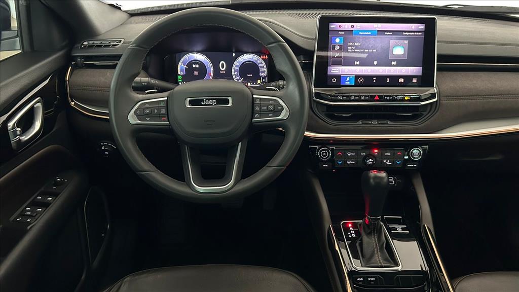 COMMANDER 1.3 T270 TURBO FLEX OVERLAND AT64