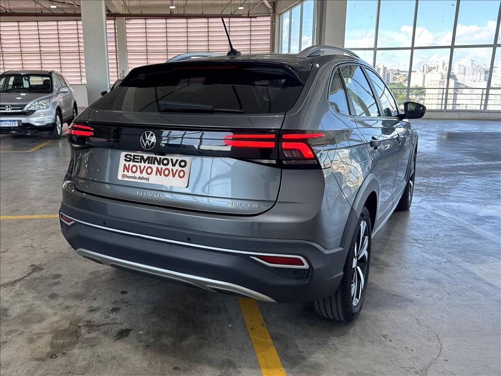 NIVUS 1.0 200 TSI TOTAL FLEX HIGHLINE AUTOMÁTICO5