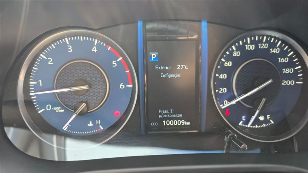 HILUX SW4 2.8 D-4D TURBO DIESEL SRX 7L 4X4 AUTOMÁTICO3