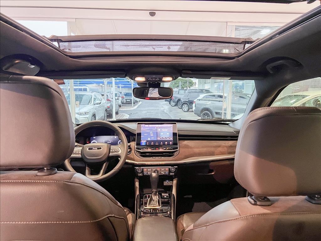COMMANDER 1.3 T270 TURBO FLEX OVERLAND AT614