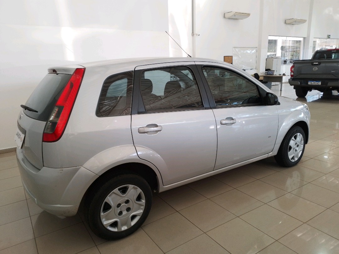 Ford Fiesta 1.0 Rocam Hatch 8V Flex 4P Manual - foto 8