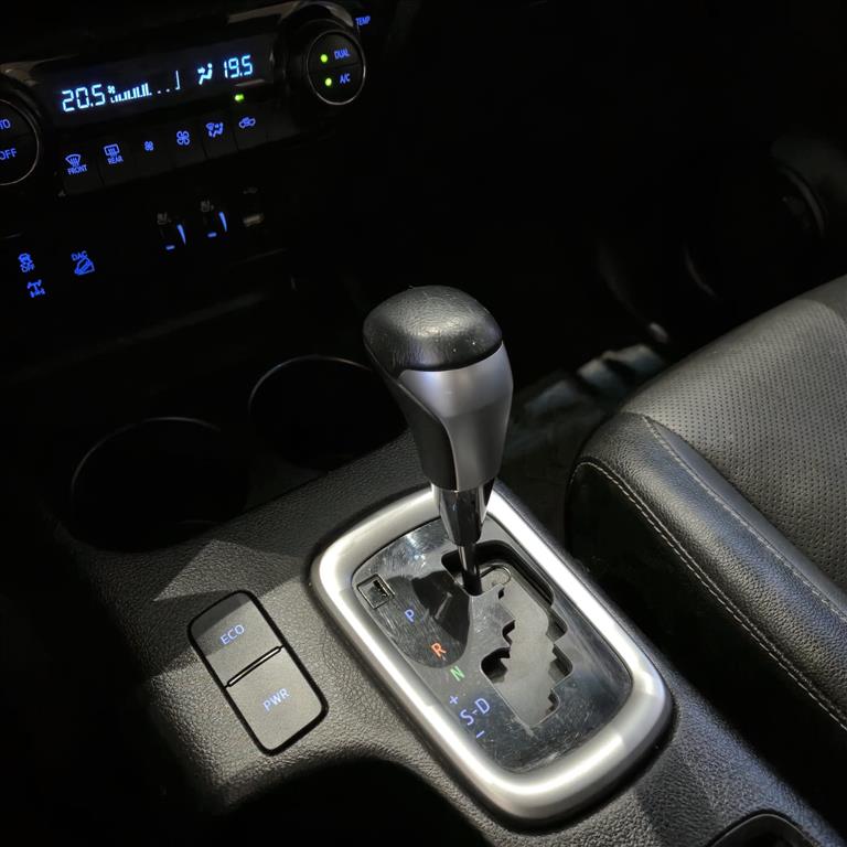 HILUX 2.8 D-4D TURBO DIESEL CD SRX 4X4 AUTOMÁTICO8