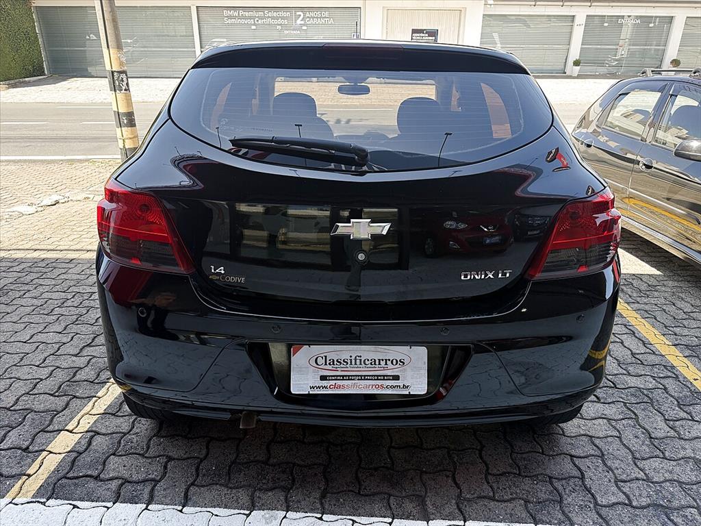 Chevrolet Onix - 1.4 MPFI LT 8V FLEX 4P MANUAL