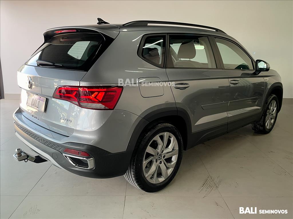 TAOS 1.4 250 TSI TOTAL FLEX COMFORTLINE AUTOMÁTICO6