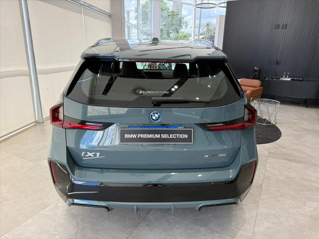BMW-iX1-ELÉTRICO XDRIVE30 M SPORT