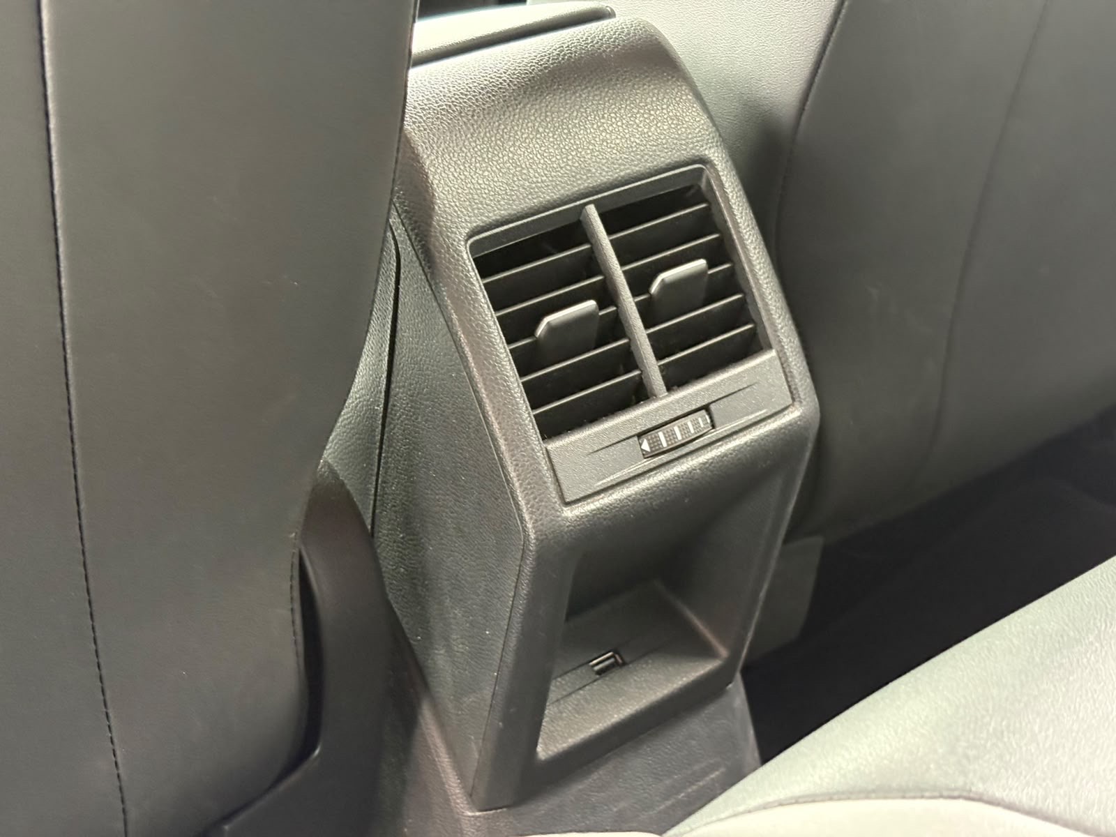 NIVUS 1.0 200 TSI TOTAL FLEX HIGHLINE AUTOMÁTICO13