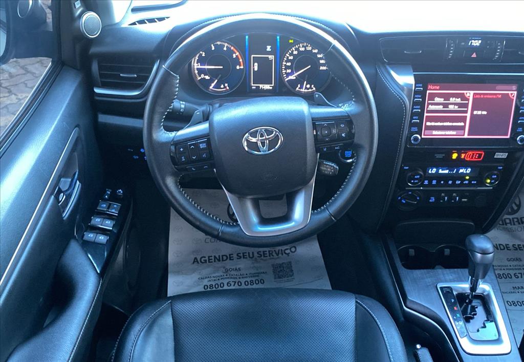 HILUX SW4 2.8 D-4D TURBO DIESEL DIAMOND 7L 4X4 AUTOMÁTICO15