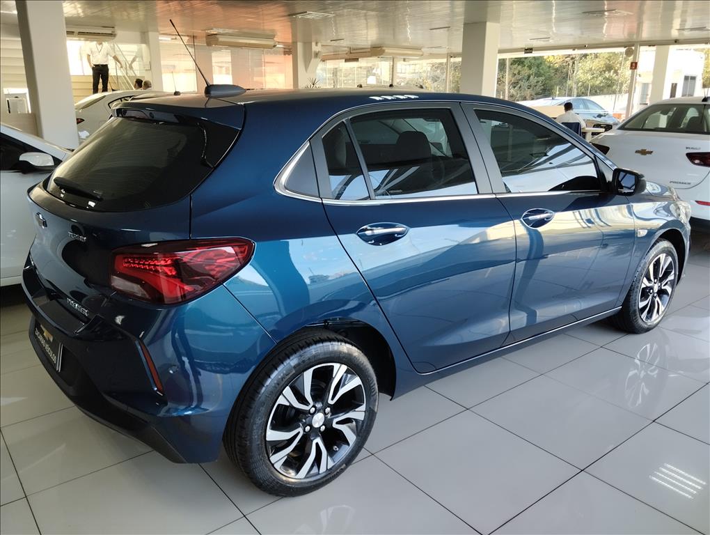 ONIX 1.0 TURBO FLEX PREMIER AUTOMÁTICO3