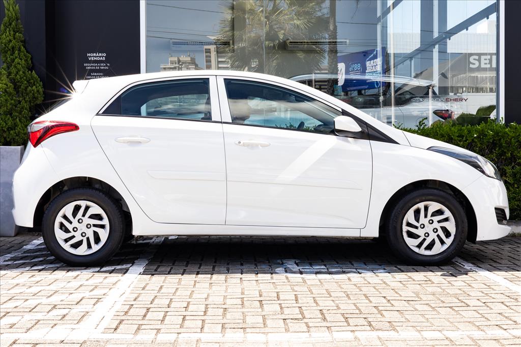 Hyundai-HB20-1.0 UNIQUE 12V FLEX 4P MANUAL