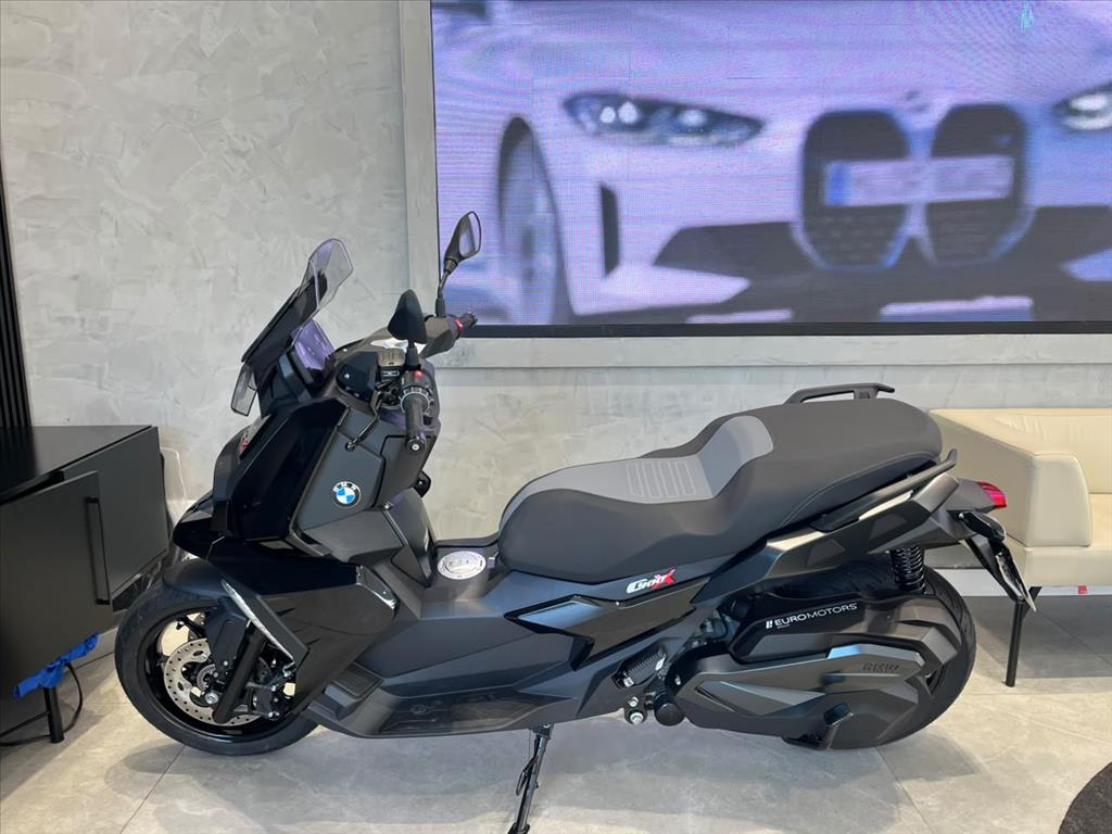 BMW Motorrad-C-400 X
