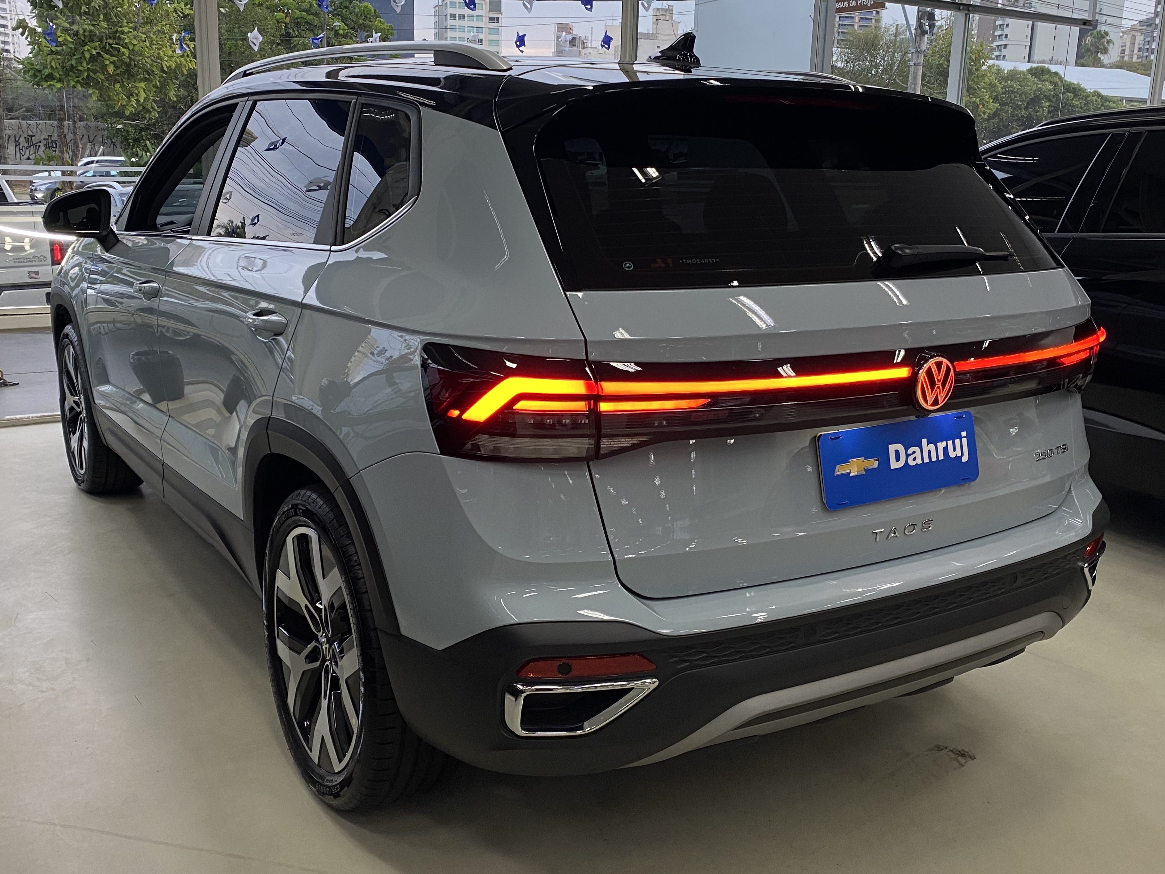 TAOS 1.4 250 TSI TOTAL FLEX HIGHLINE AUTOMÁTICO8