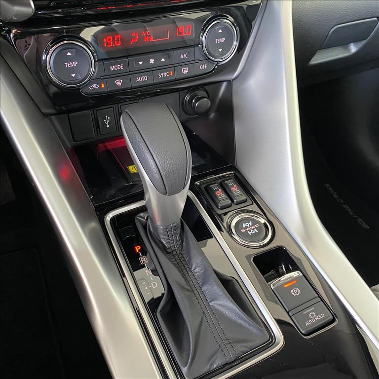 Mitsubishi-ECLIPSE CROSS-1.5 MIVEC TURBO GASOLINA HPE-S S-AWC CVT