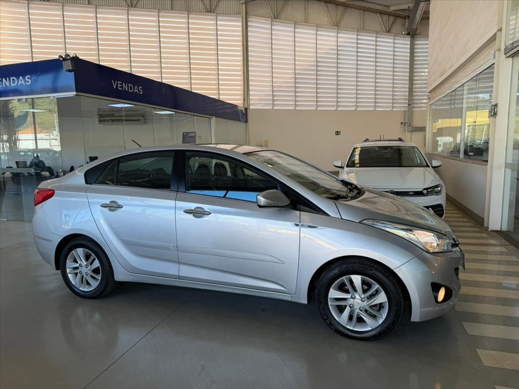 HB20S 1.6 PREMIUM 16V FLEX 4P AUTOMÁTICO1