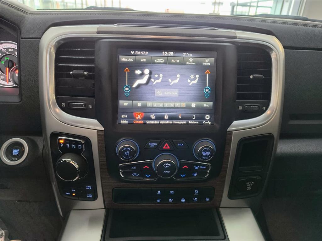 CLASSIC 5.7 V8 GASOLINA LARAMIE CD 4X4 AUTOMÁTICO9