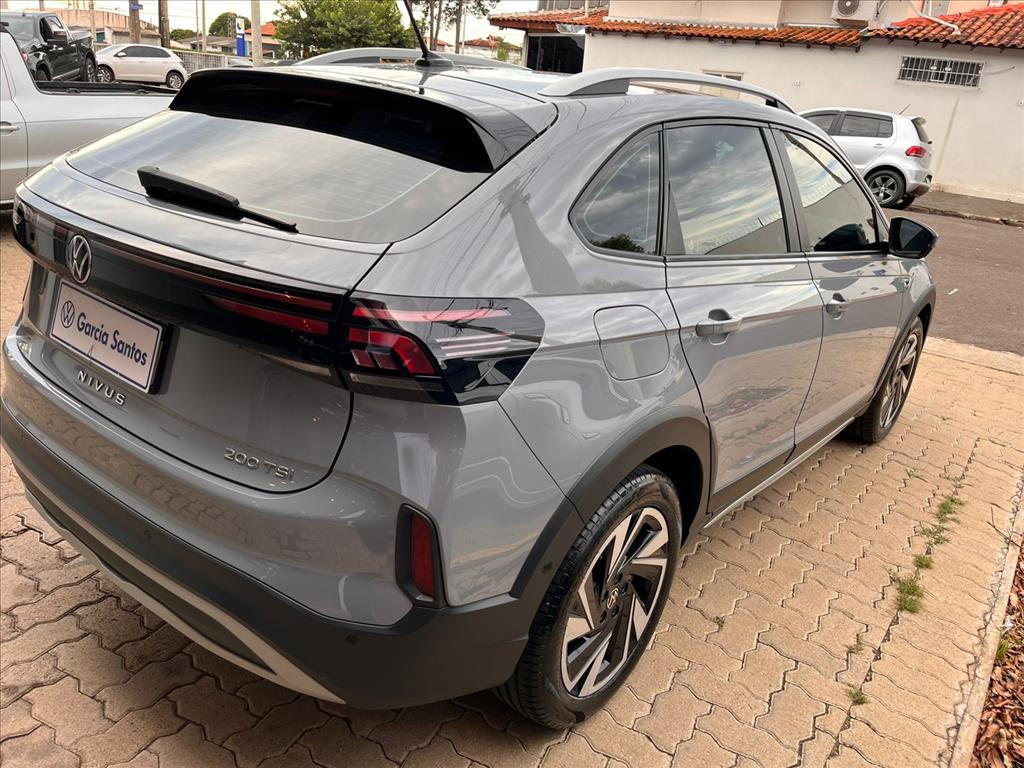 NIVUS 1.0 200 TSI TOTAL FLEX HIGHLINE AUTOMÁTICO5