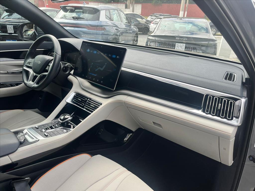 SONG PLUS 1.5 DM-I HÍBRIDO AUTOMÁTICO11