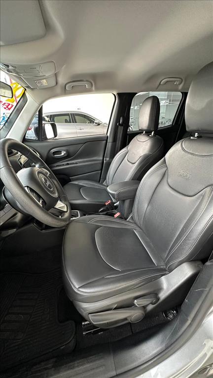 RENEGADE 1.8 16V FLEX 4P AUTOMÁTICO6