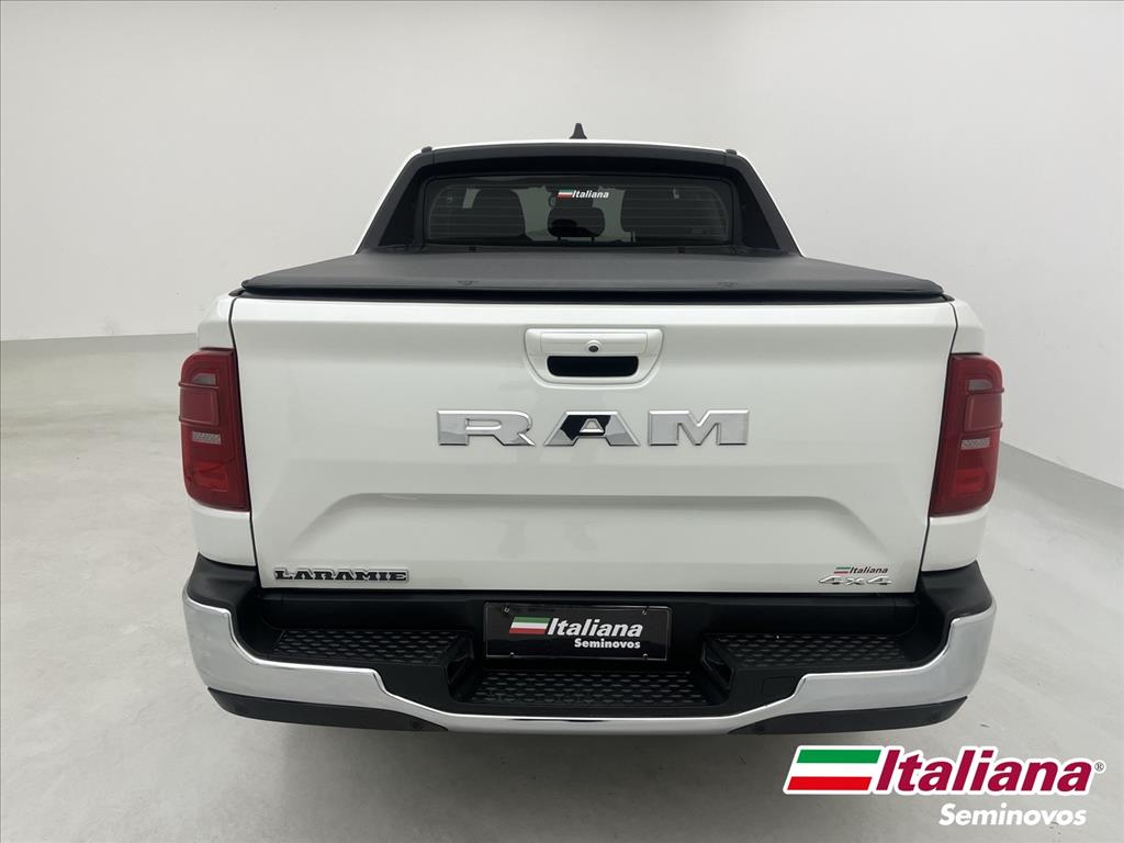 RAMPAGE 2.2 TURBO DIESEL LARAMIE 4X4 AUTOMÁTICO3
