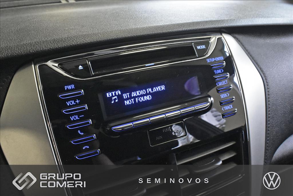 YARIS 1.5 16V FLEX SEDAN XL LIVE MULTIDRIVE7