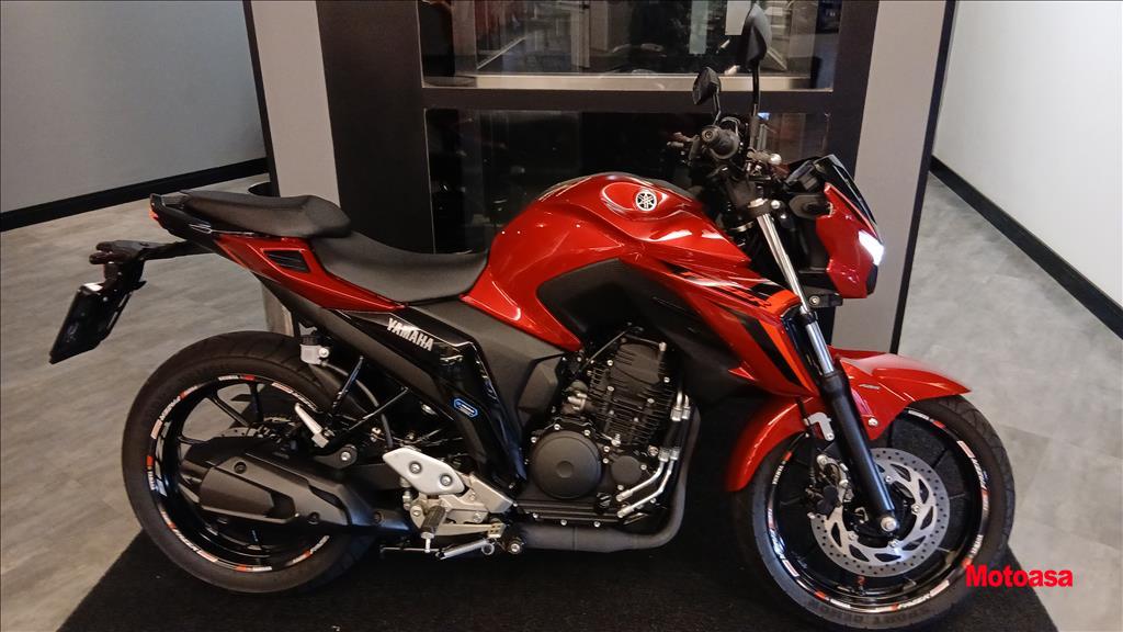 FAZER FZ25 CONNECTED ABS6