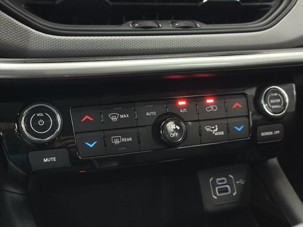 COMPASS 1.3 T270 TURBO FLEX LONGITUDE AT66