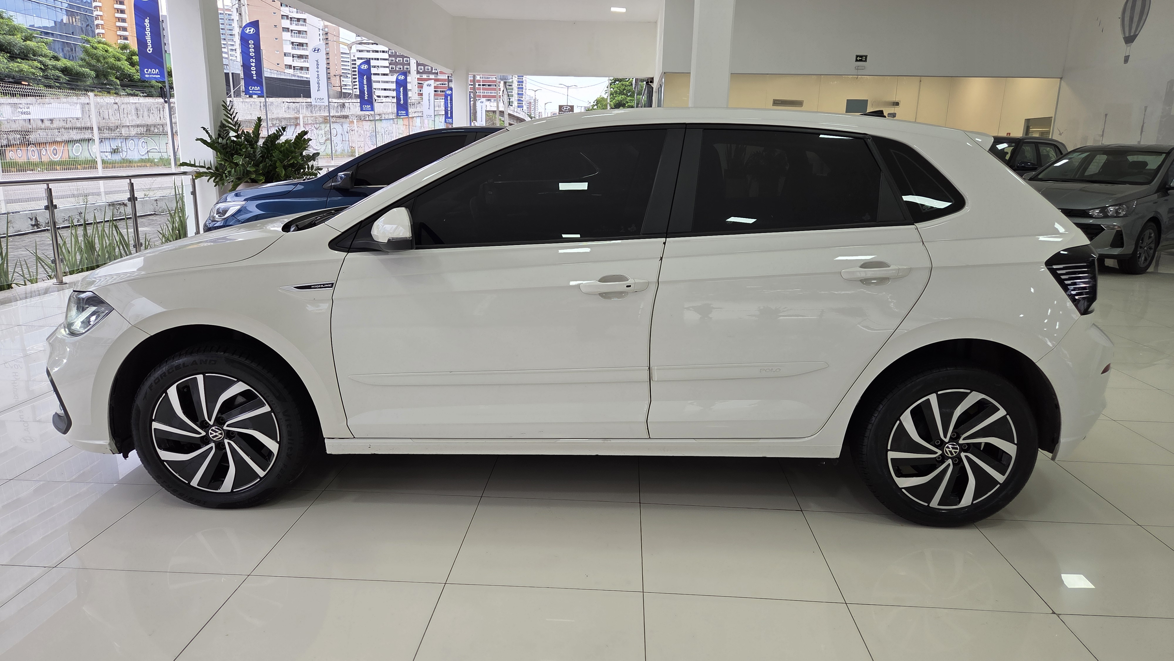 VW - Volkswagen-POLO-1.0 170 TSI HIGHLINE AUTOMÁTICO