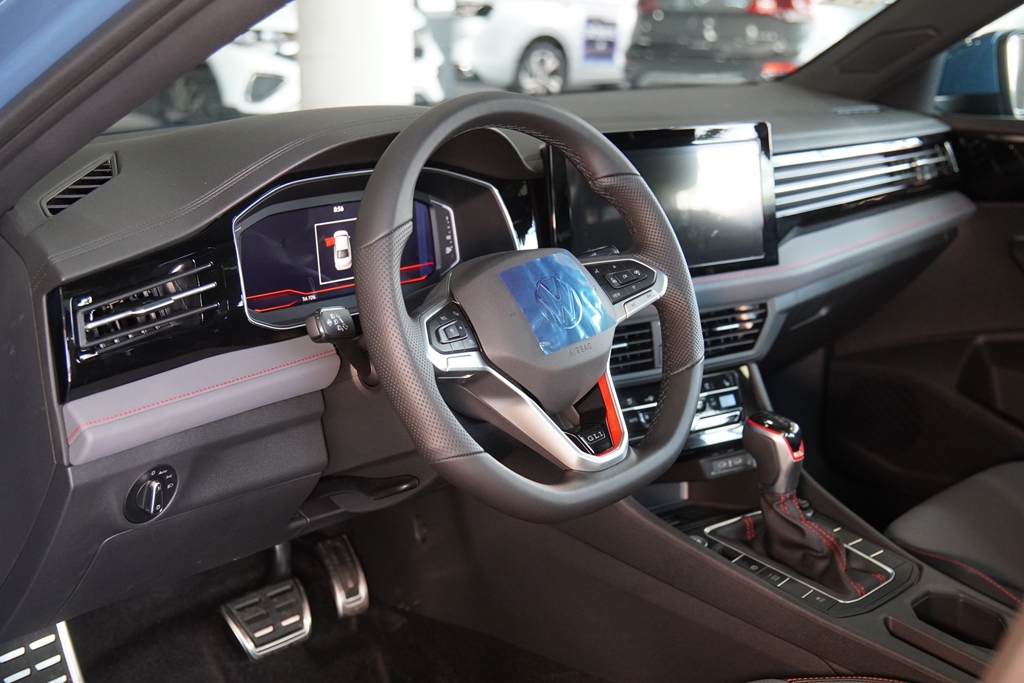 JETTA 2.0 350 TSI GASOLINA GLI DSG6