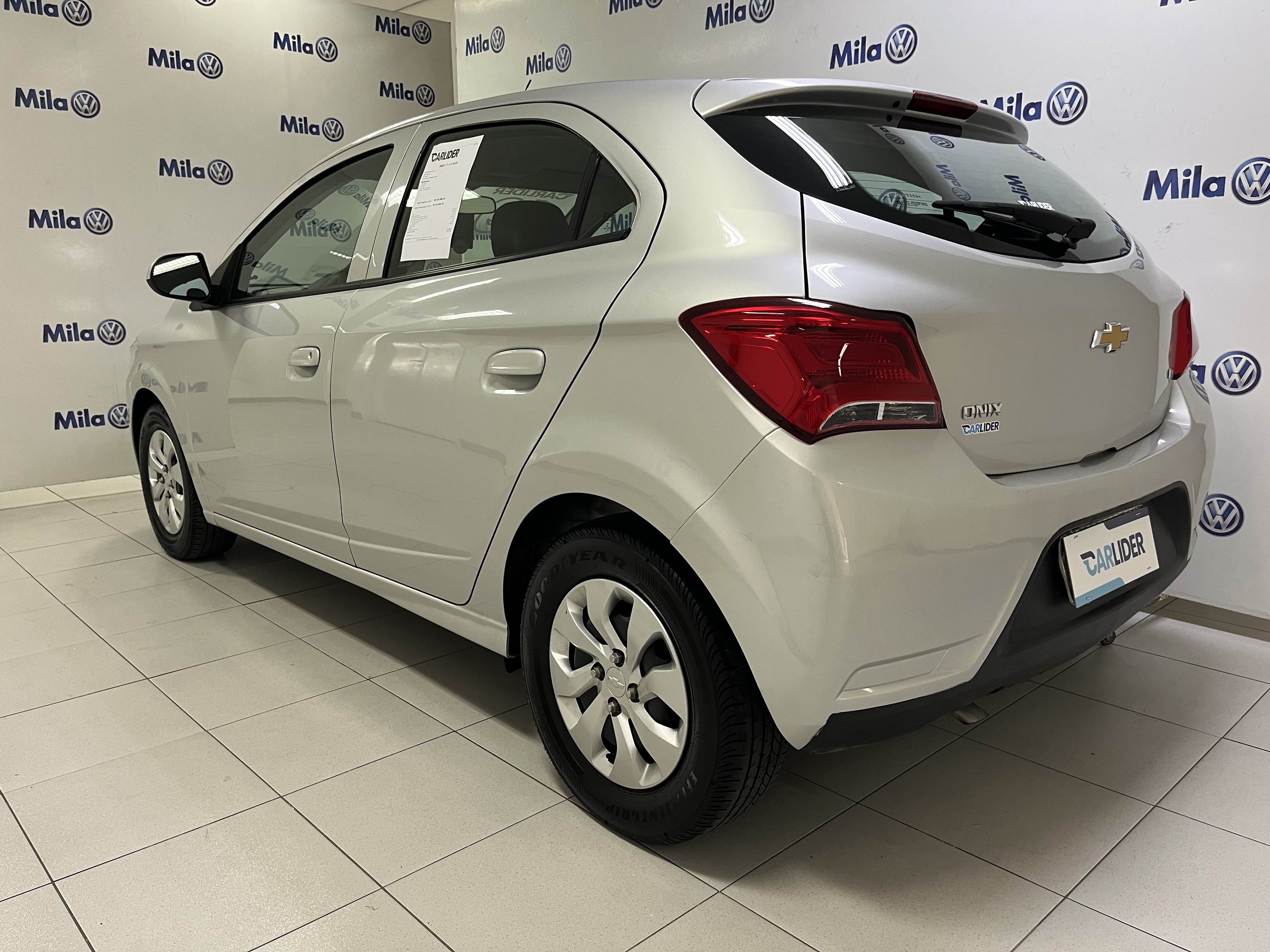 ONIX 1.0 MPFI LT 8V FLEX 4P MANUAL2