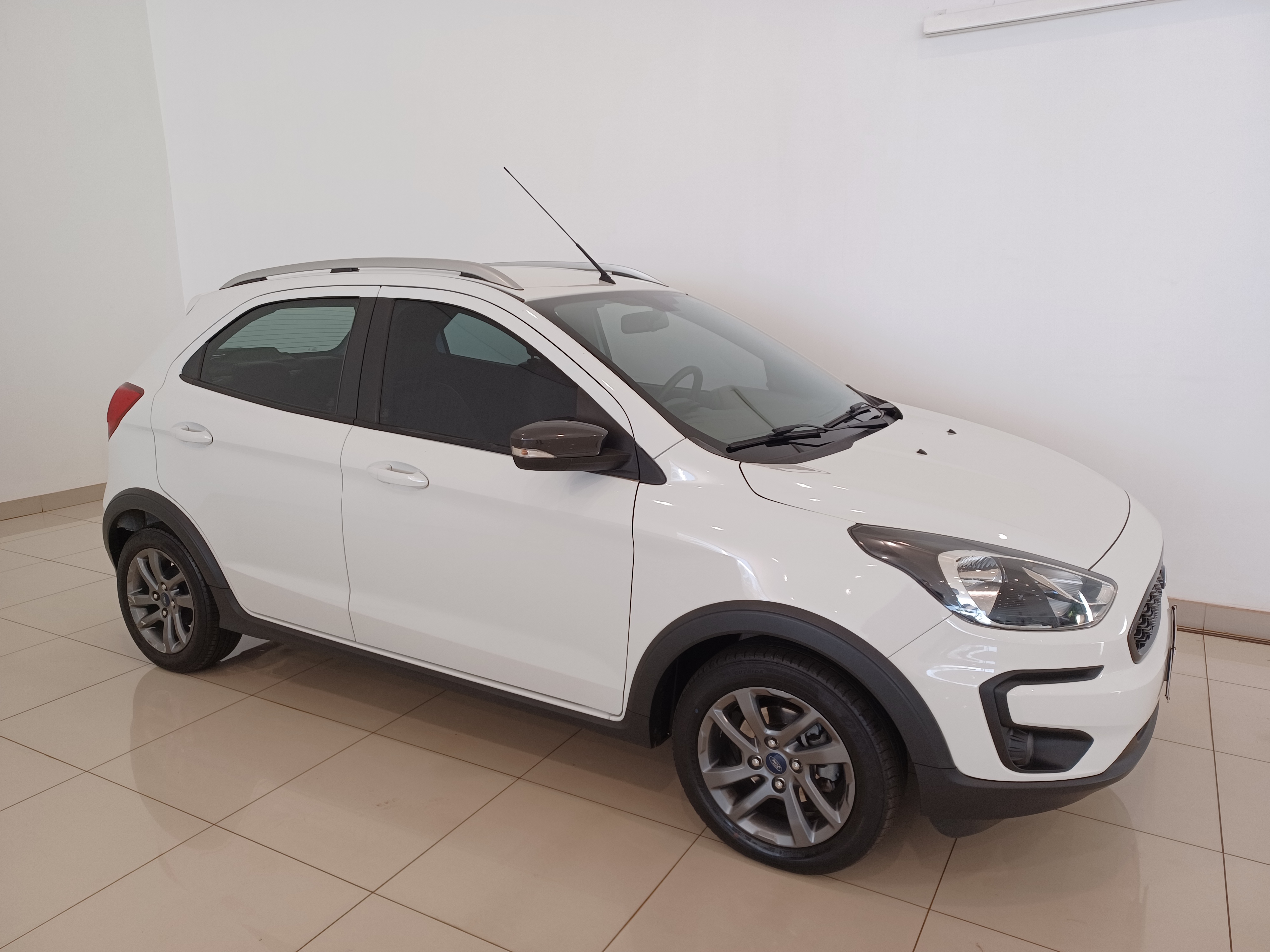 Ford-KA-1.5 TI-VCT FLEX FREESTYLE AUTOMÁTICO