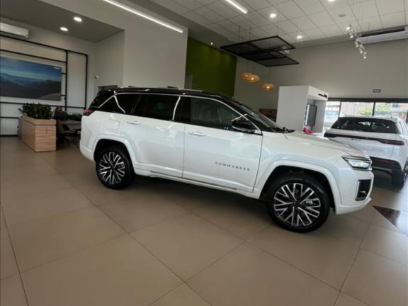 COMMANDER 2.2 TURBO DIESEL OVERLAND AT94