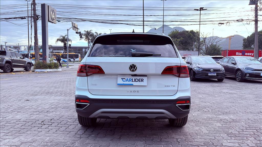 TAOS 1.4 250 TSI TOTAL FLEX HIGHLINE AUTOMÁTICO3
