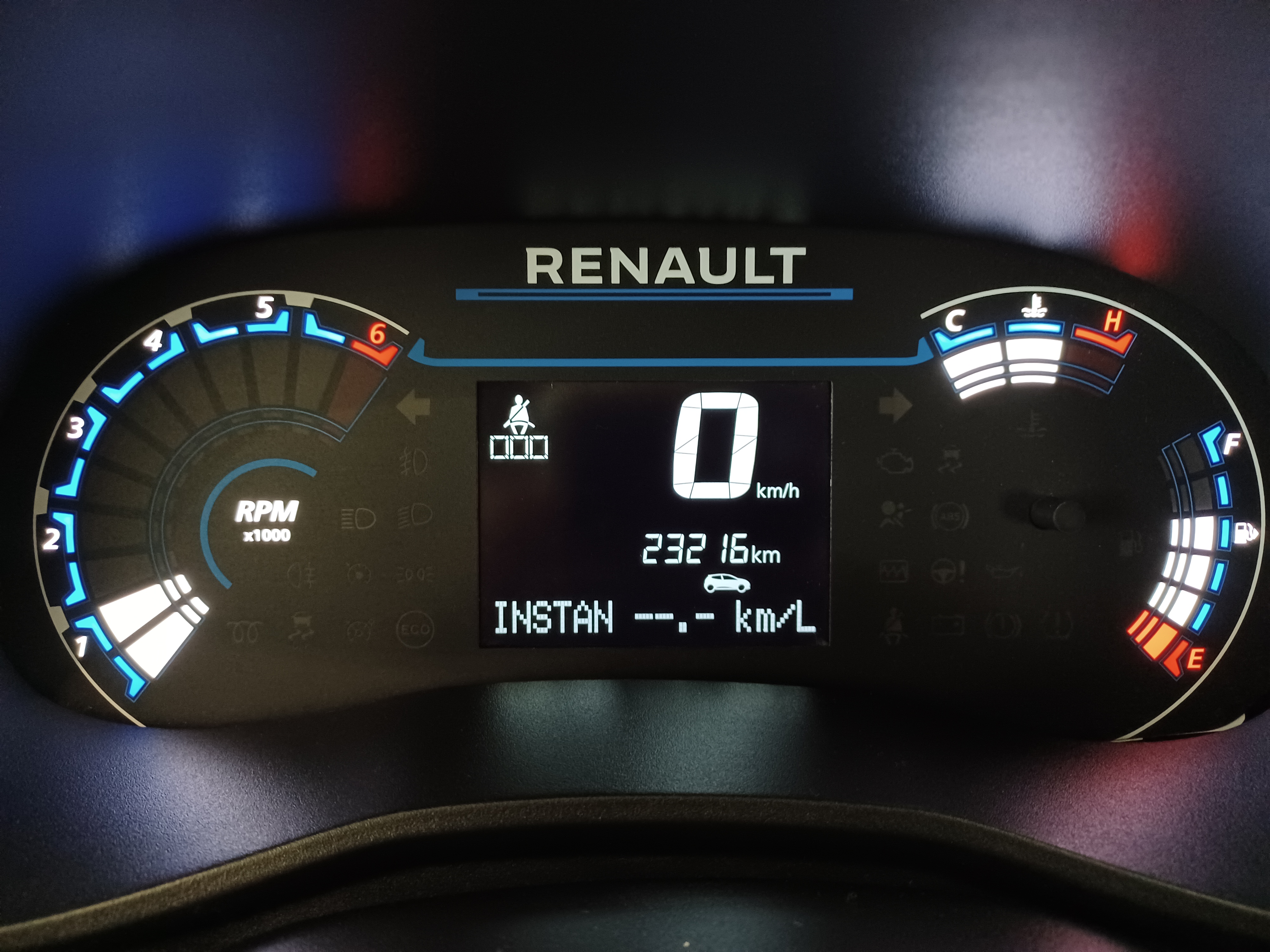 Renault-KWID-1.0 12V SCE FLEX ZEN MANUAL