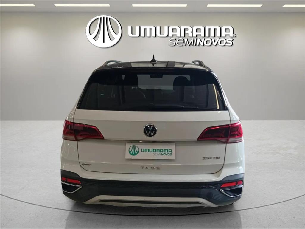 TAOS 1.4 250 TSI TOTAL FLEX COMFORTLINE AUTOMÁTICO5