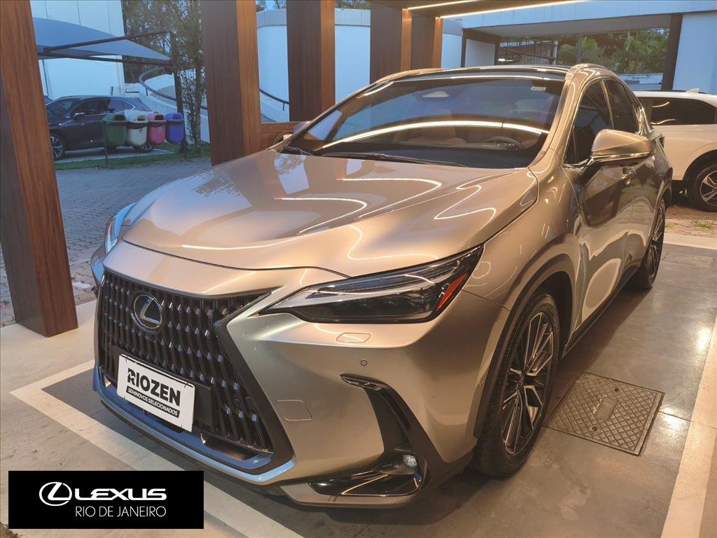NX 450h+ 2.5 PHEV AWD CVT1
