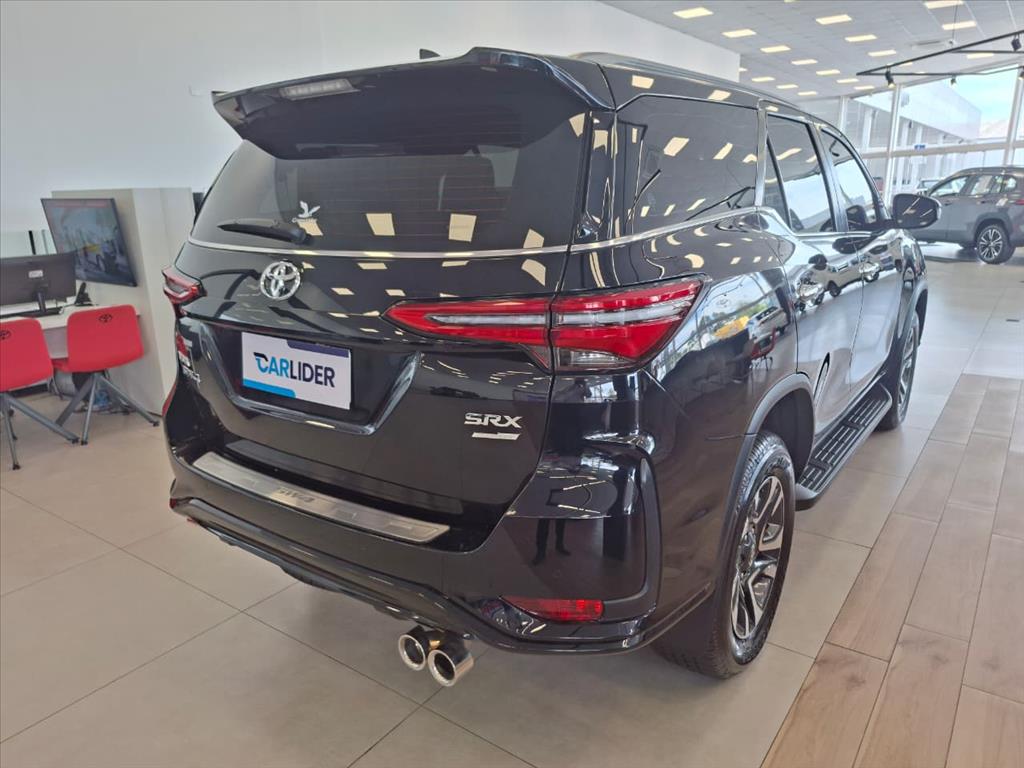 HILUX SW4 2.8 D-4D TURBO DIESEL SRX PLATINUM 4X4 AUTOMÁTICO6