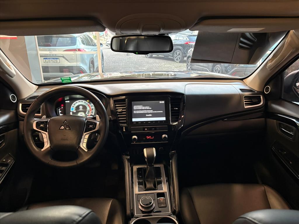 PAJERO SPORT 2.4 16V MIVEC TURBO DIESEL LEGEND AWD AUTOMÁTICO9