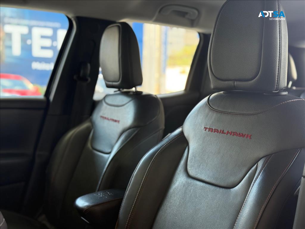 JEEP RENEGADE 1.3 T270 TURBO FLEX TRAILHAWK 4X4 AT9