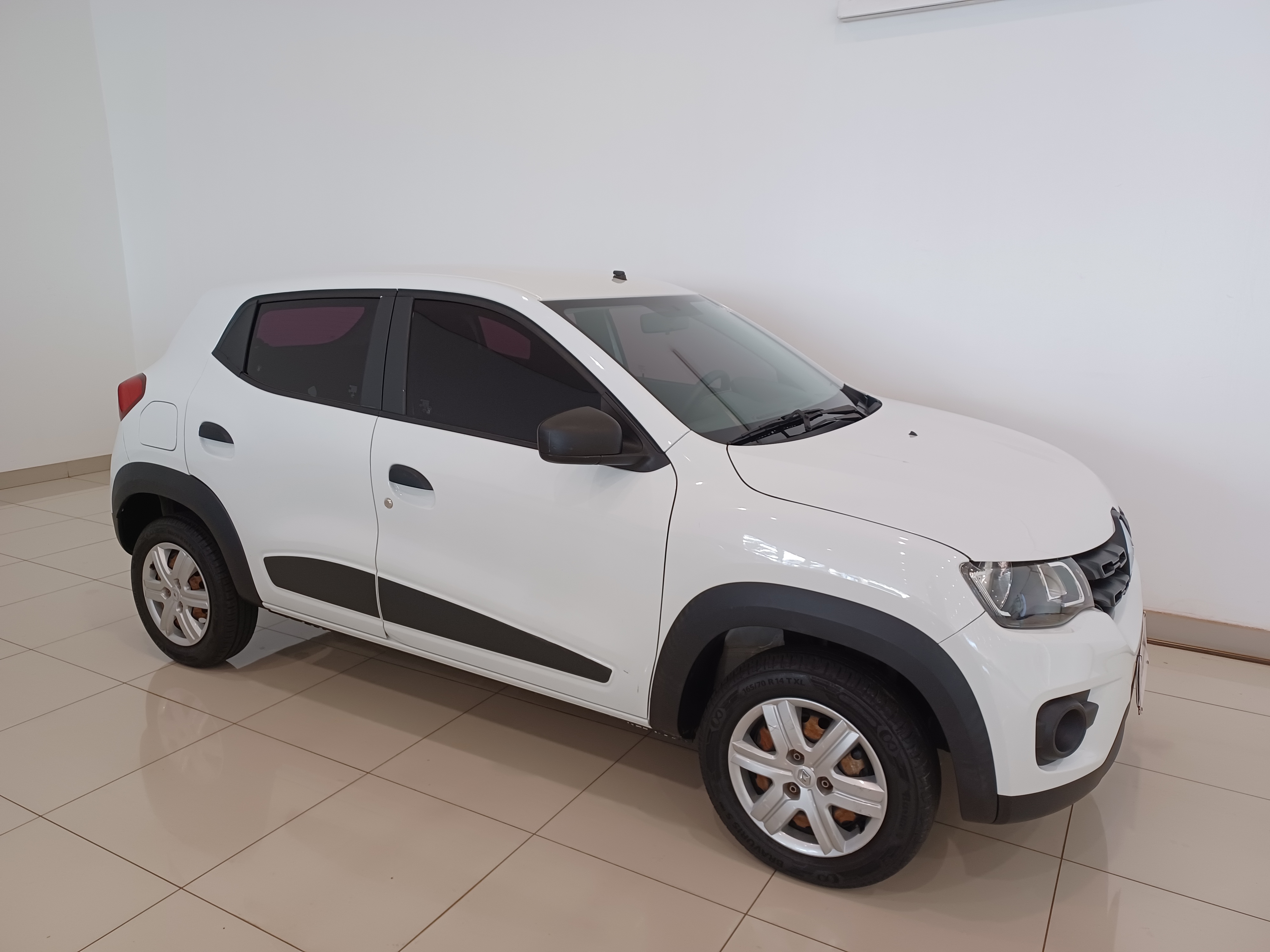 Renault-KWID-1.0 12V SCE FLEX ZEN MANUAL