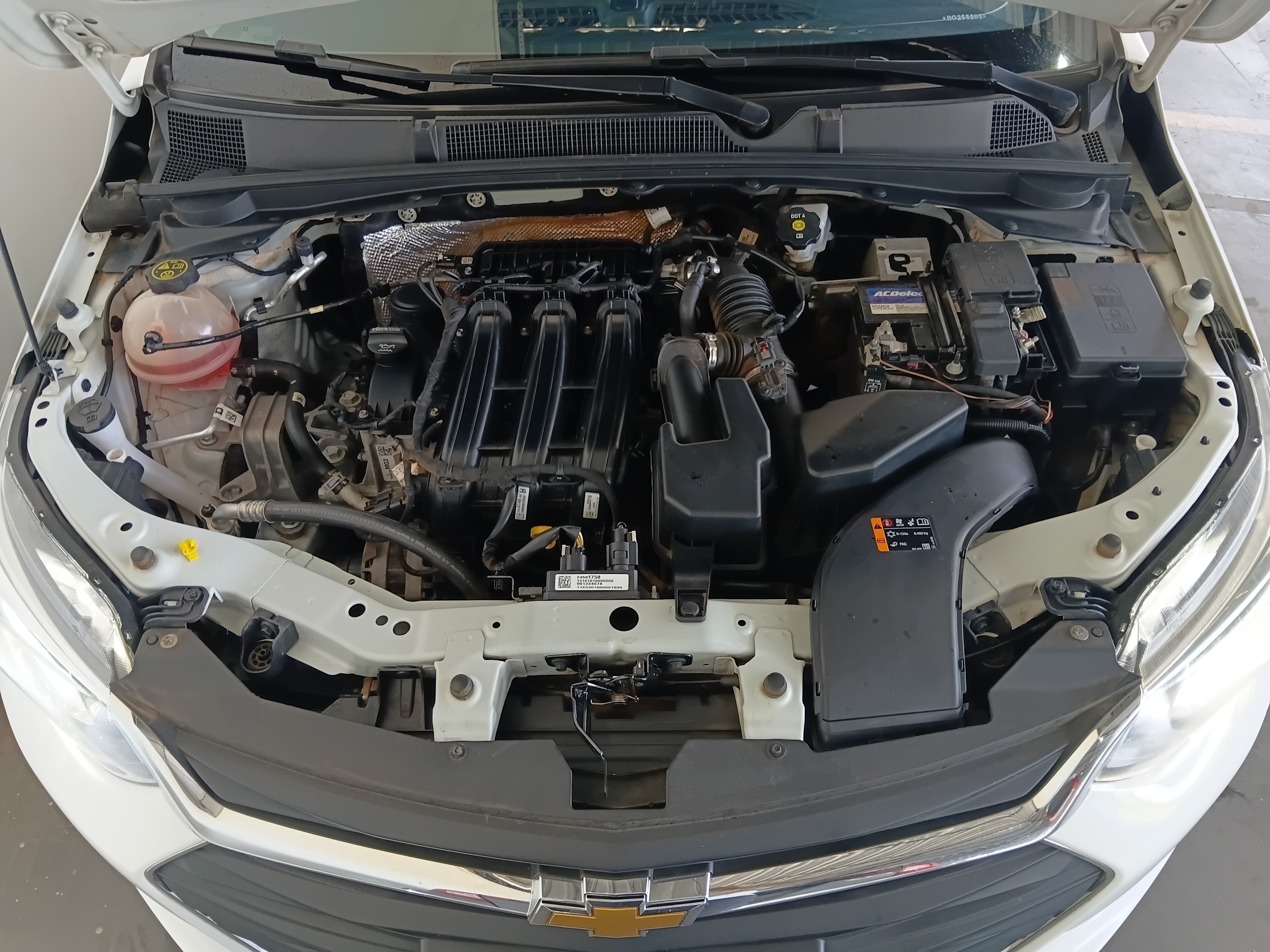 Chevrolet Onix Plus 1.0 Flex LT Manual - foto 15