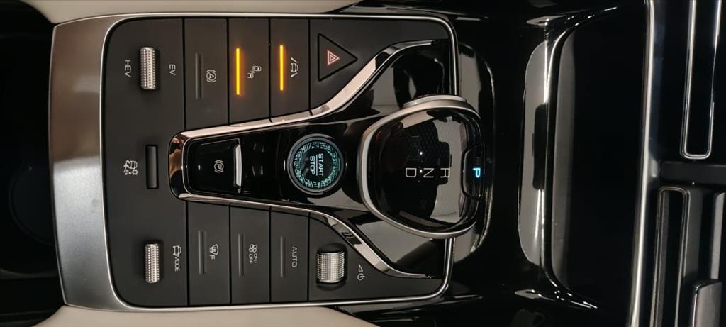 SONG PLUS 1.5 DM-I HÍBRIDO AUTOMÁTICO13