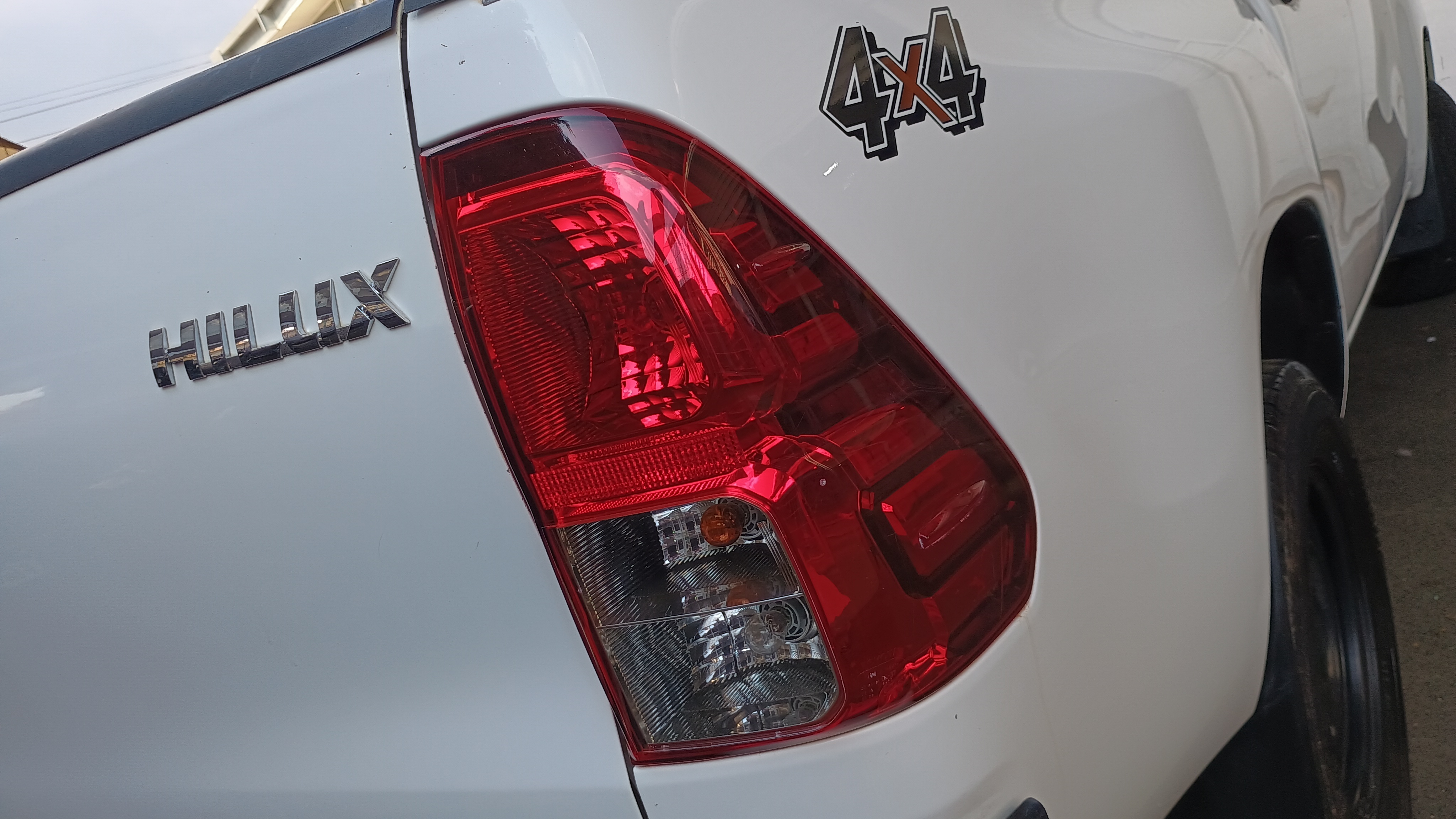 HILUX 2.8 D-4D TURBO DIESEL CHASSI 4X4 MANUAL7