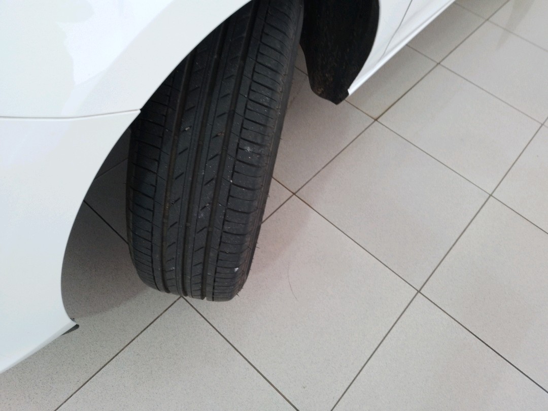 GM - Chevrolet-ONIX-1.0 FLEX LT MANUAL