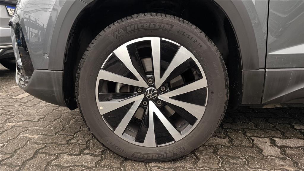 TAOS 1.4 250 TSI TOTAL FLEX HIGHLINE AUTOMÁTICO14