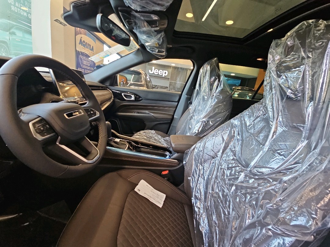 COMMANDER 1.3 T270 TURBO FLEX OVERLAND AT69