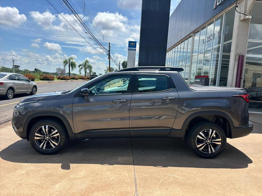 TORO 1.3 TURBO 270 FLEX FREEDOM AT67