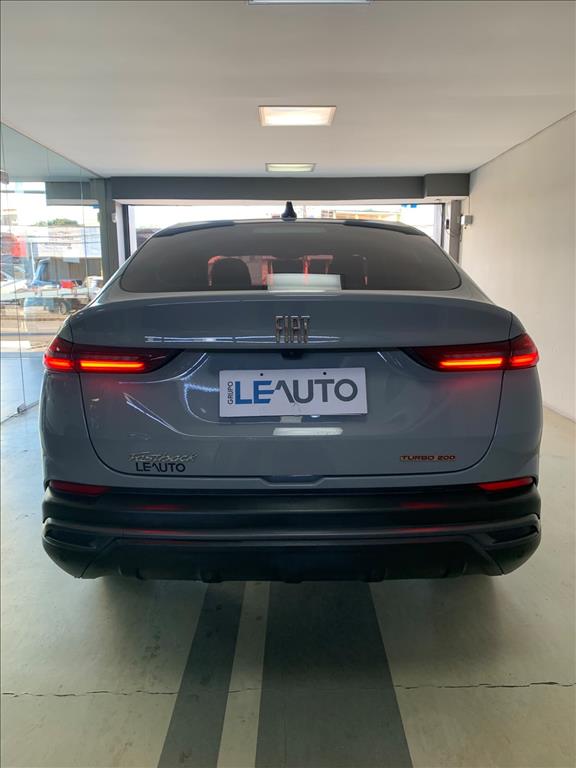 FASTBACK 1.0 TURBO 200 FLEX CVT4