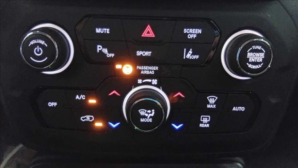 RENEGADE 1.3 T270 TURBO FLEX AT610