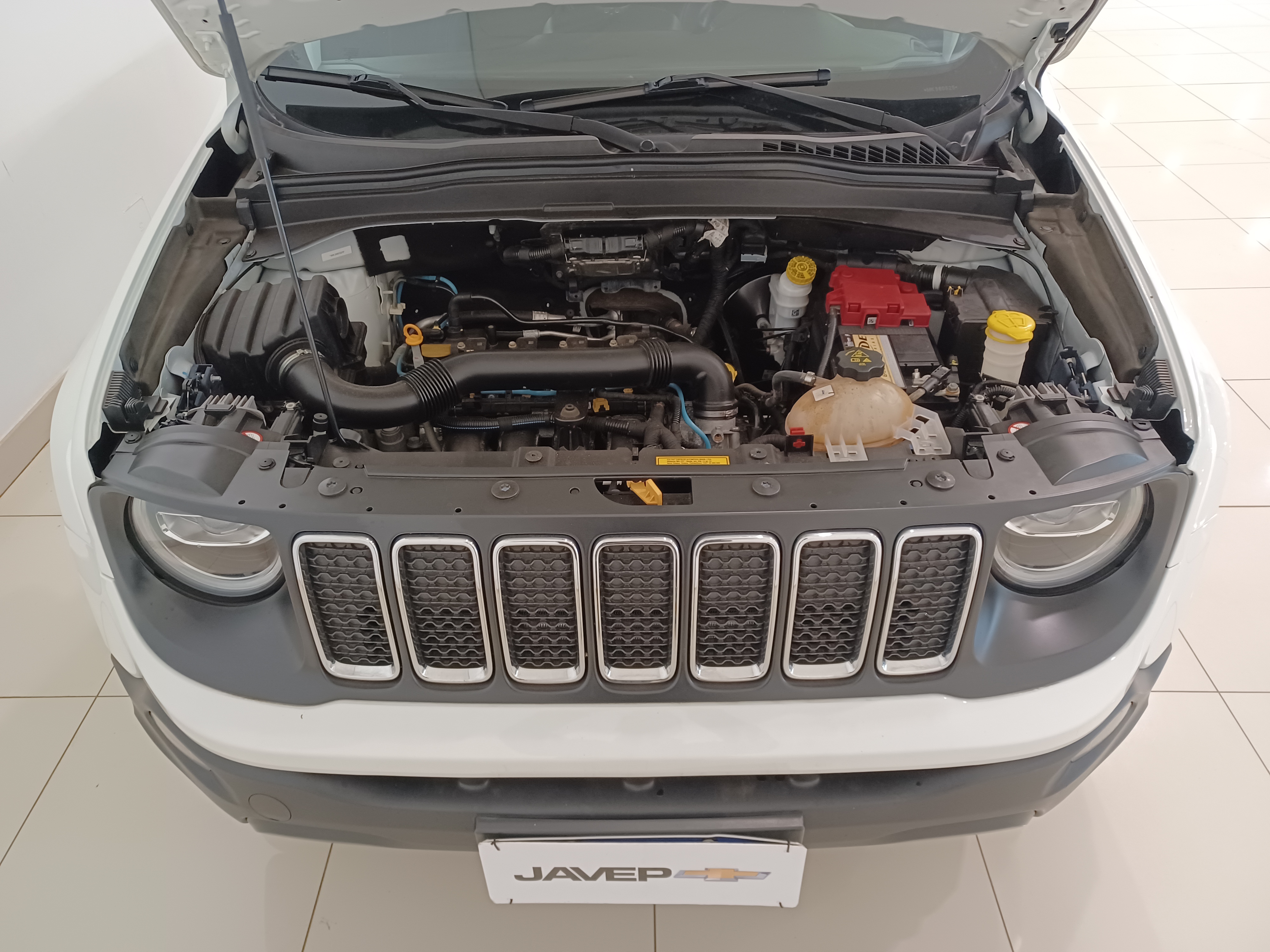 Jeep-RENEGADE-1.8 16V FLEX LONGITUDE 4P AUTOMÁTICO