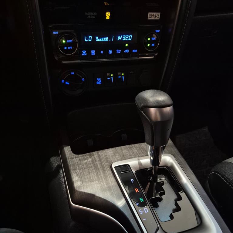 HILUX 2.8 D-4D TURBO DIESEL CD SRX PLUS 4X4 AUTOMÁTICO8